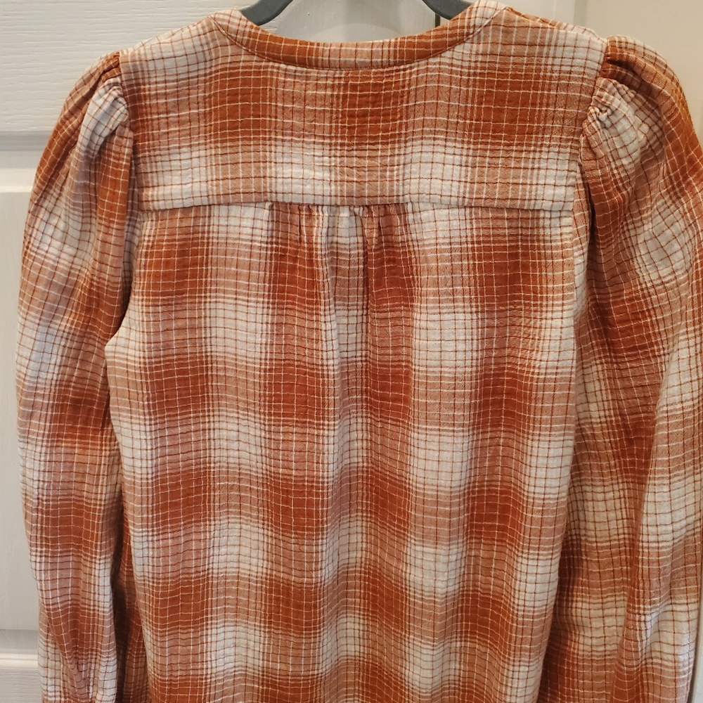 Button down plaid - Picture 2 of 2